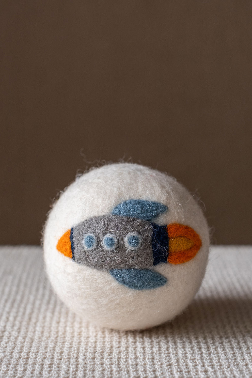 Space set wool dryer ball, theme photo