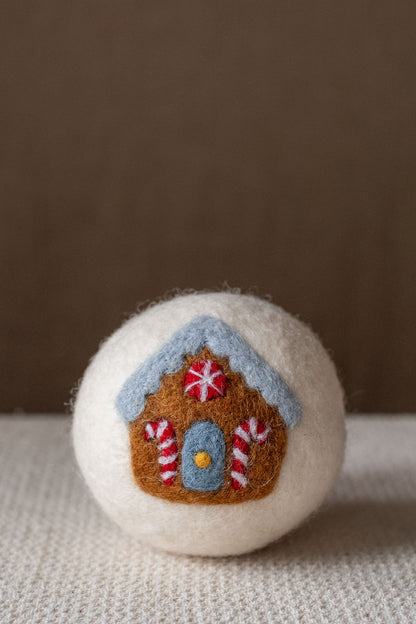 Snowman set wool dryer ball, theme photo