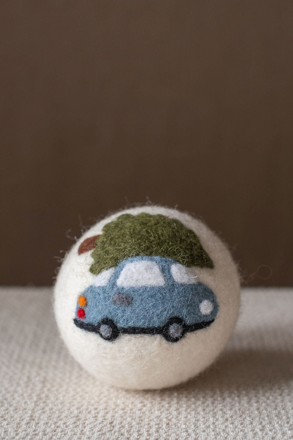 Reindeer set wool dryer ball, theme photo
