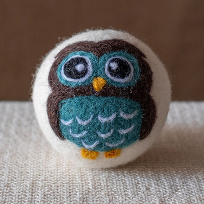 Blue Owl wool dryer ball, square crop
