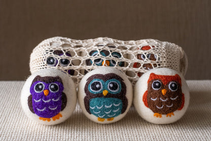 Owls set wool dryer ball, theme photo