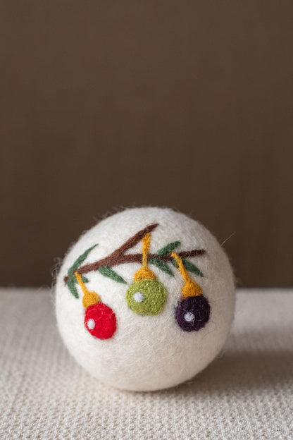 Reindeer set wool dryer ball, theme photo