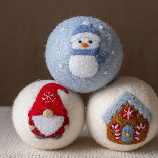 Snowman set wool dryer ball, square crop